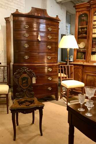 Georgian bow fronted chest-on-chest